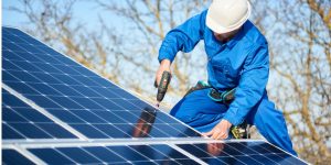 Installation Maintenance Panneaux Solaires Photovoltaïques à Gourfaleur